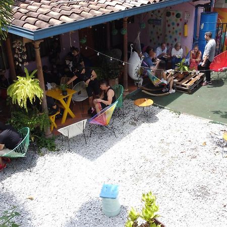 Yolo Hostel Medellín Dış mekan fotoğraf