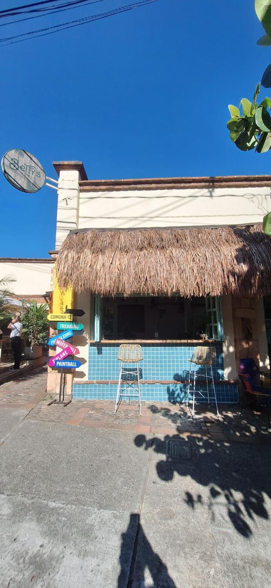 Yolo Hostel Medellín Dış mekan fotoğraf
