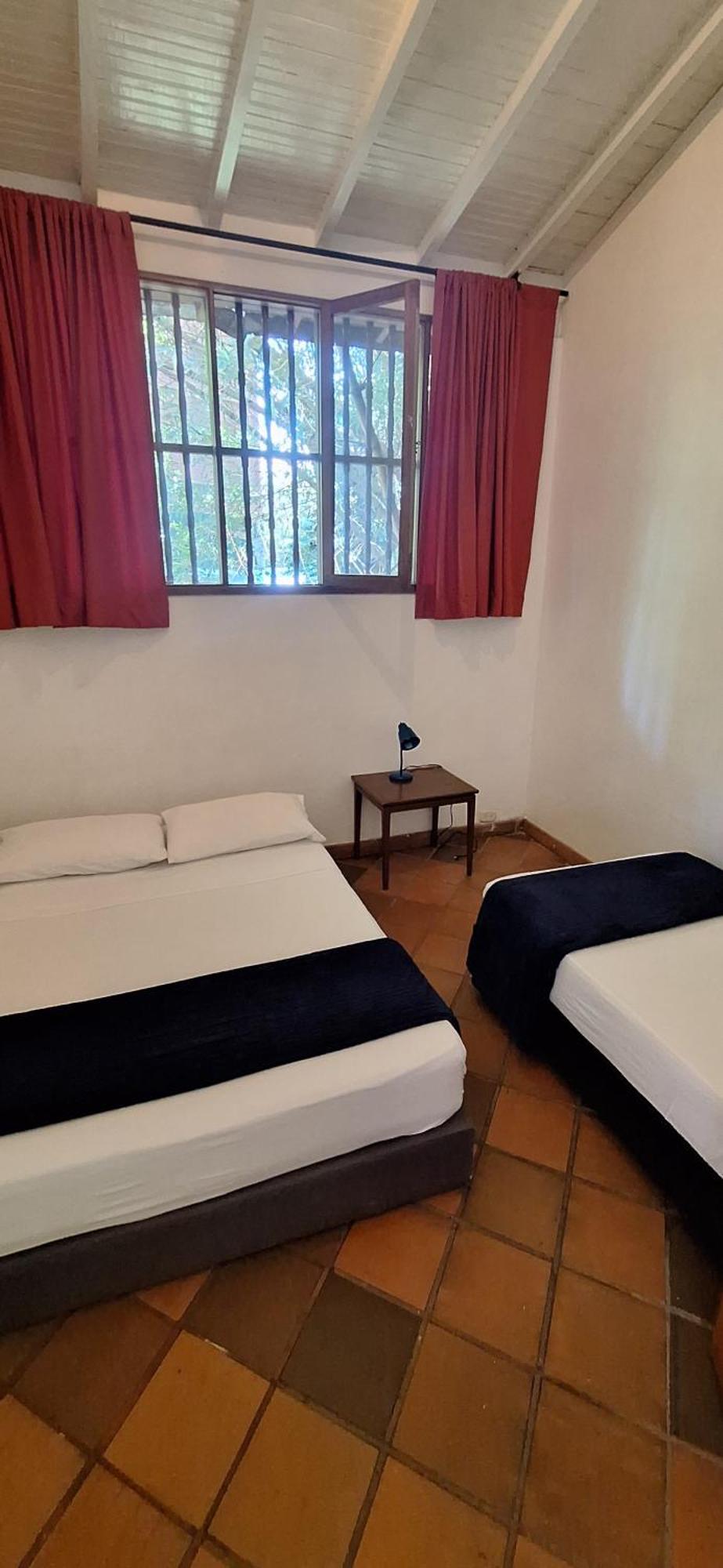 Yolo Hostel Medellín Dış mekan fotoğraf