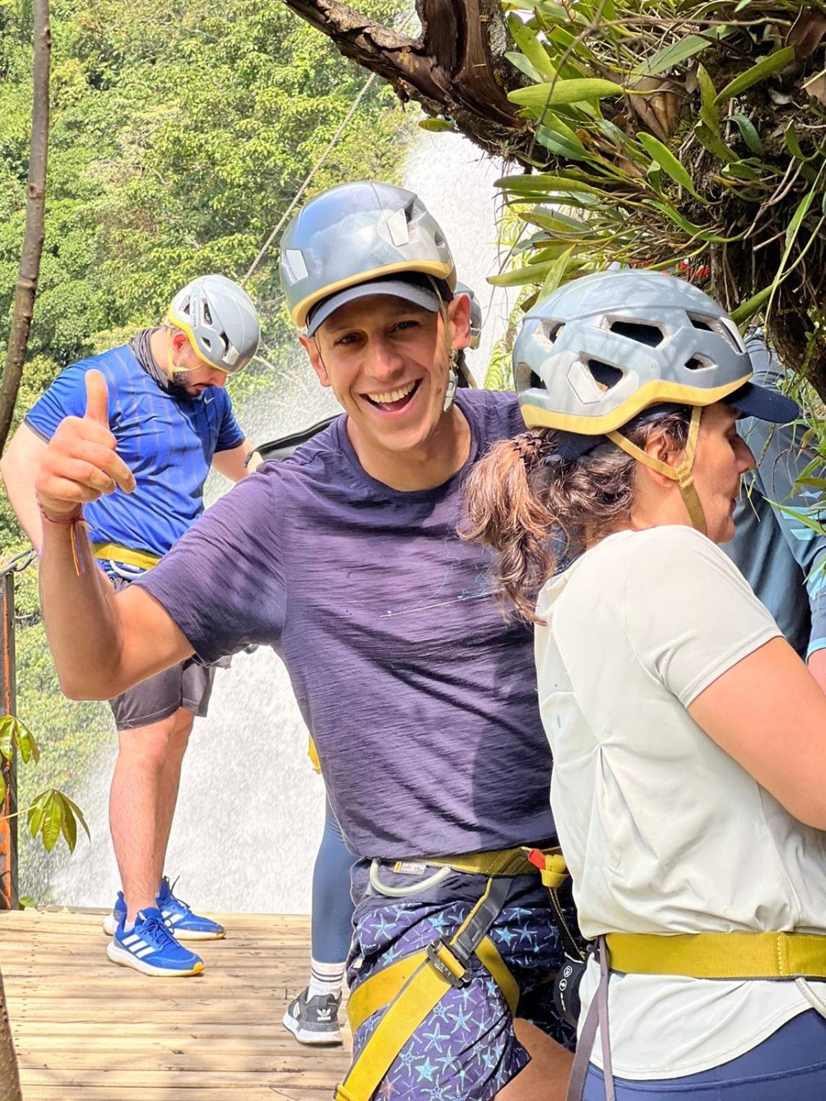 Yolo Hostel Medellín Dış mekan fotoğraf